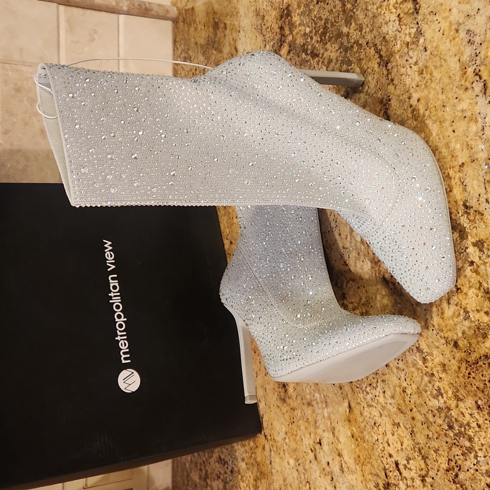 Rhinestone Encrusted Bling Stretch Boots. Metropolitan View. Gray. NEW!